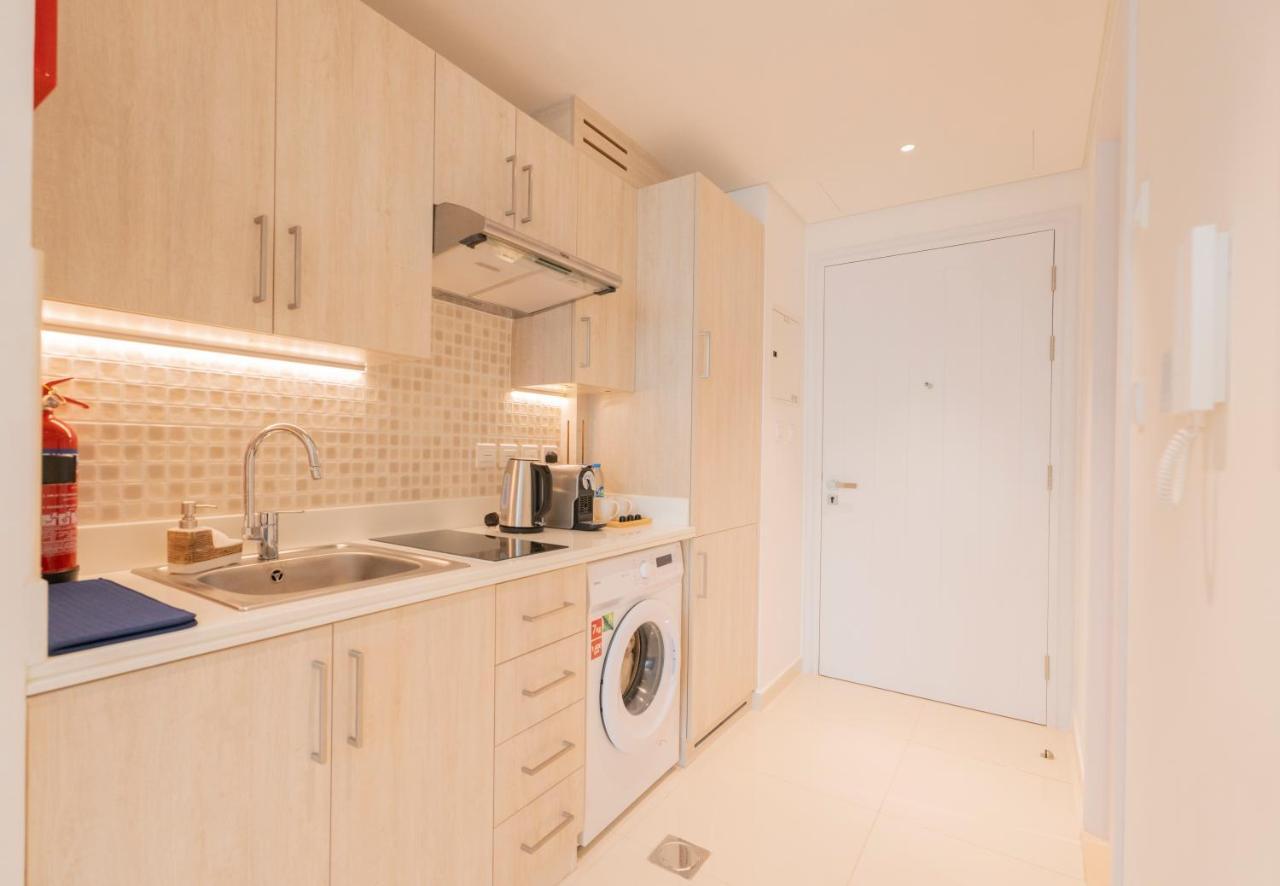 Luxury Studio, Seven Palm Residence-Palm Jumeirah ดูไบ ภายนอก รูปภาพ